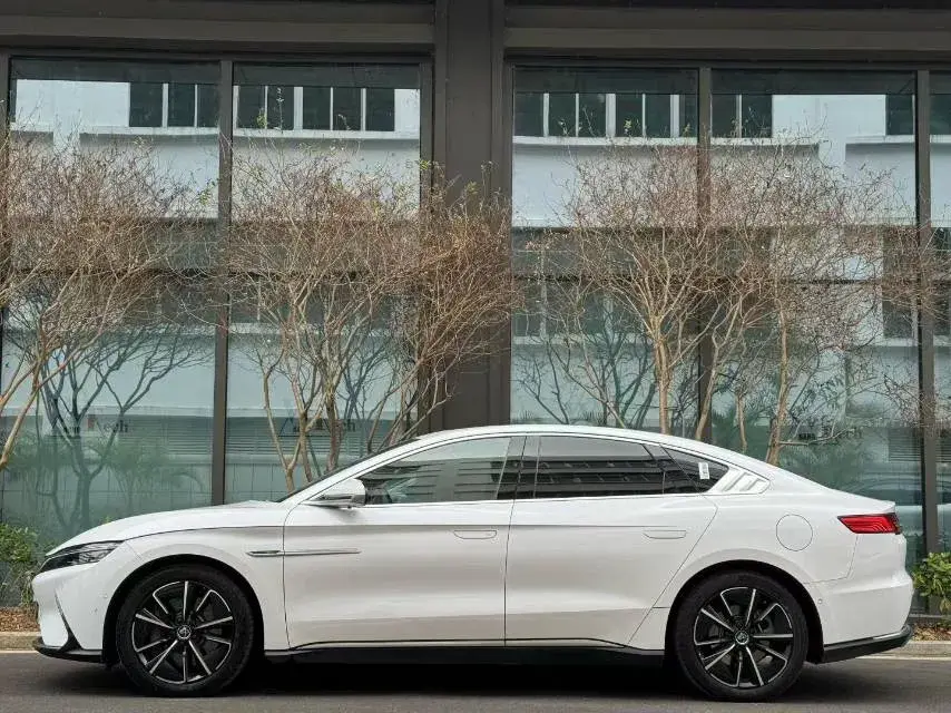 2020 BYD HAN thumbnail 3