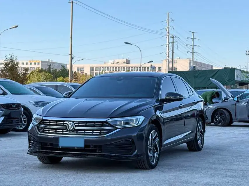 2023 VOLKSWAGEN SAGITAR view 1