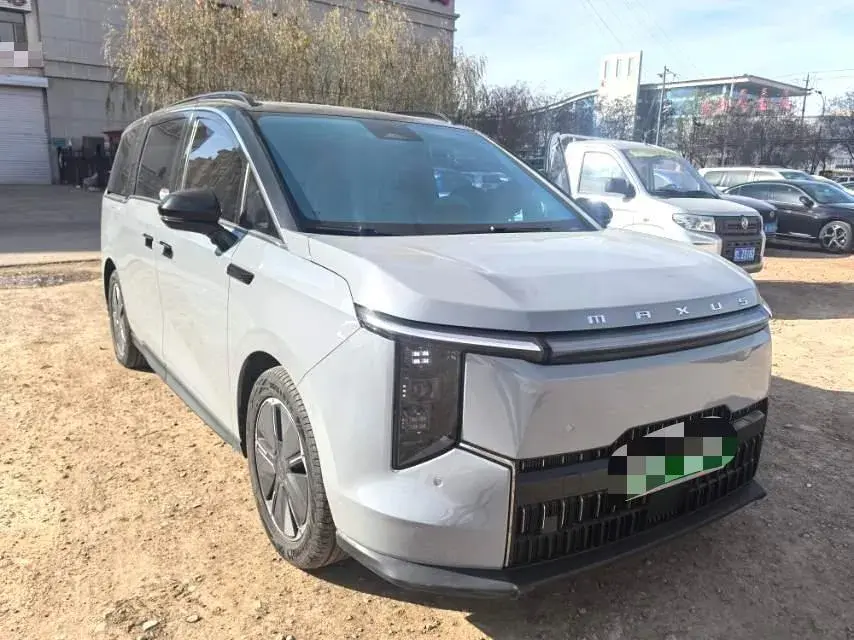 2024 MAXUS DAJIA thumbnail 3