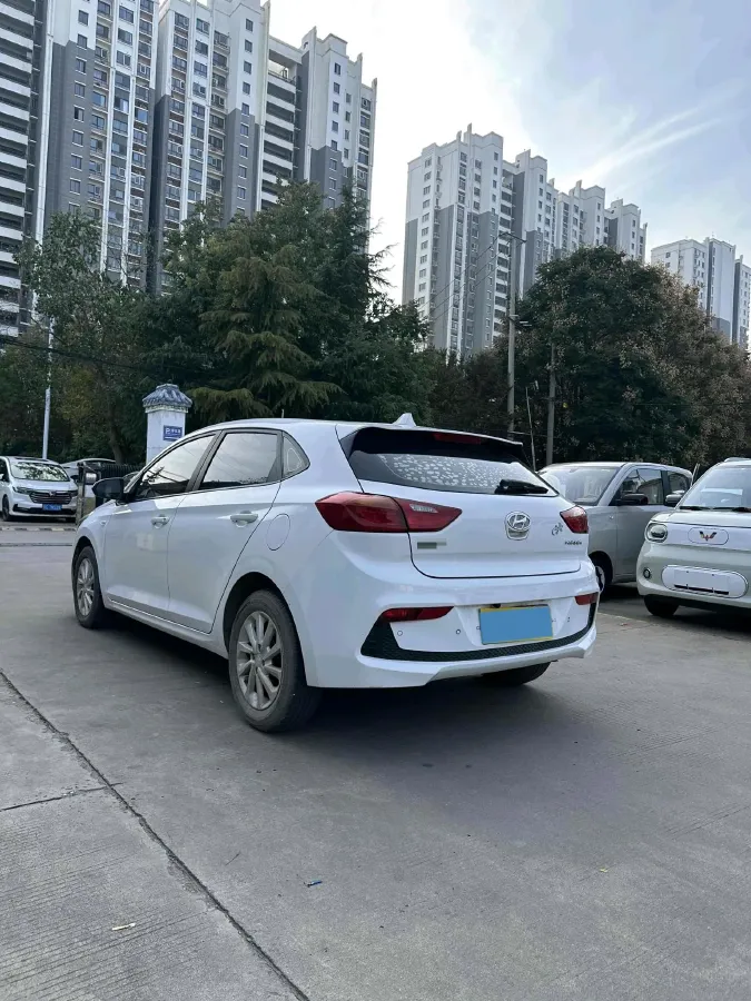 2017 Hyundai Verna RV 1.4L 100HP L4 6AT,autocango,china used car exporter,china ev exporter,chinese used car exporter,chinese used ev exporter