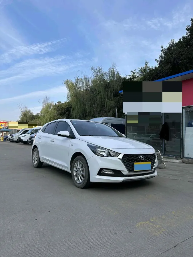 2017 Hyundai Verna RV 1.4L 100HP L4 6AT,autocango,china used car exporter,china ev exporter,chinese used car exporter,chinese used ev exporter
