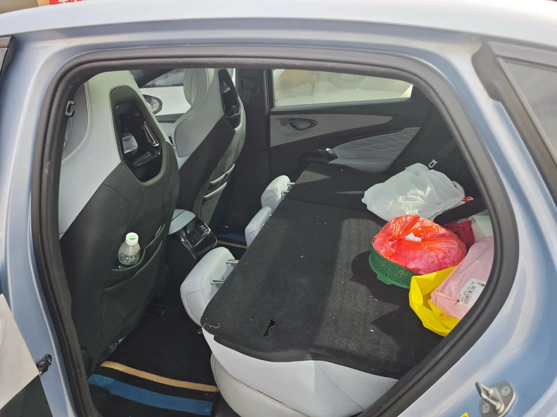 2022 BYD SEAL thumbnail 4