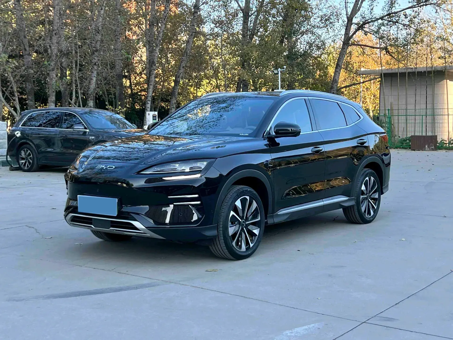 2025 BYD SONG view 1