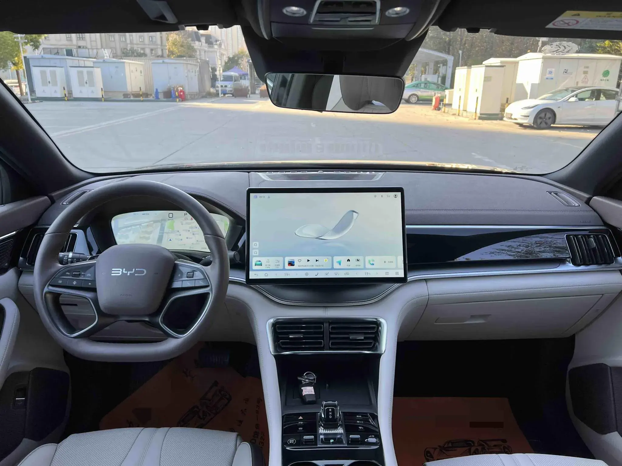 2025 BYD SONG thumbnail 3