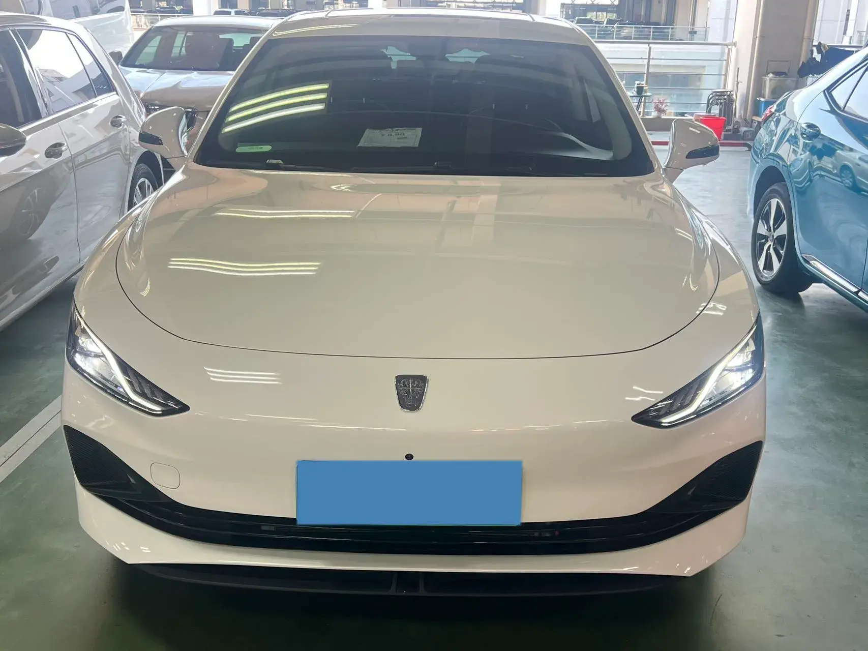 2025 ROEWE D7 thumbnail 2