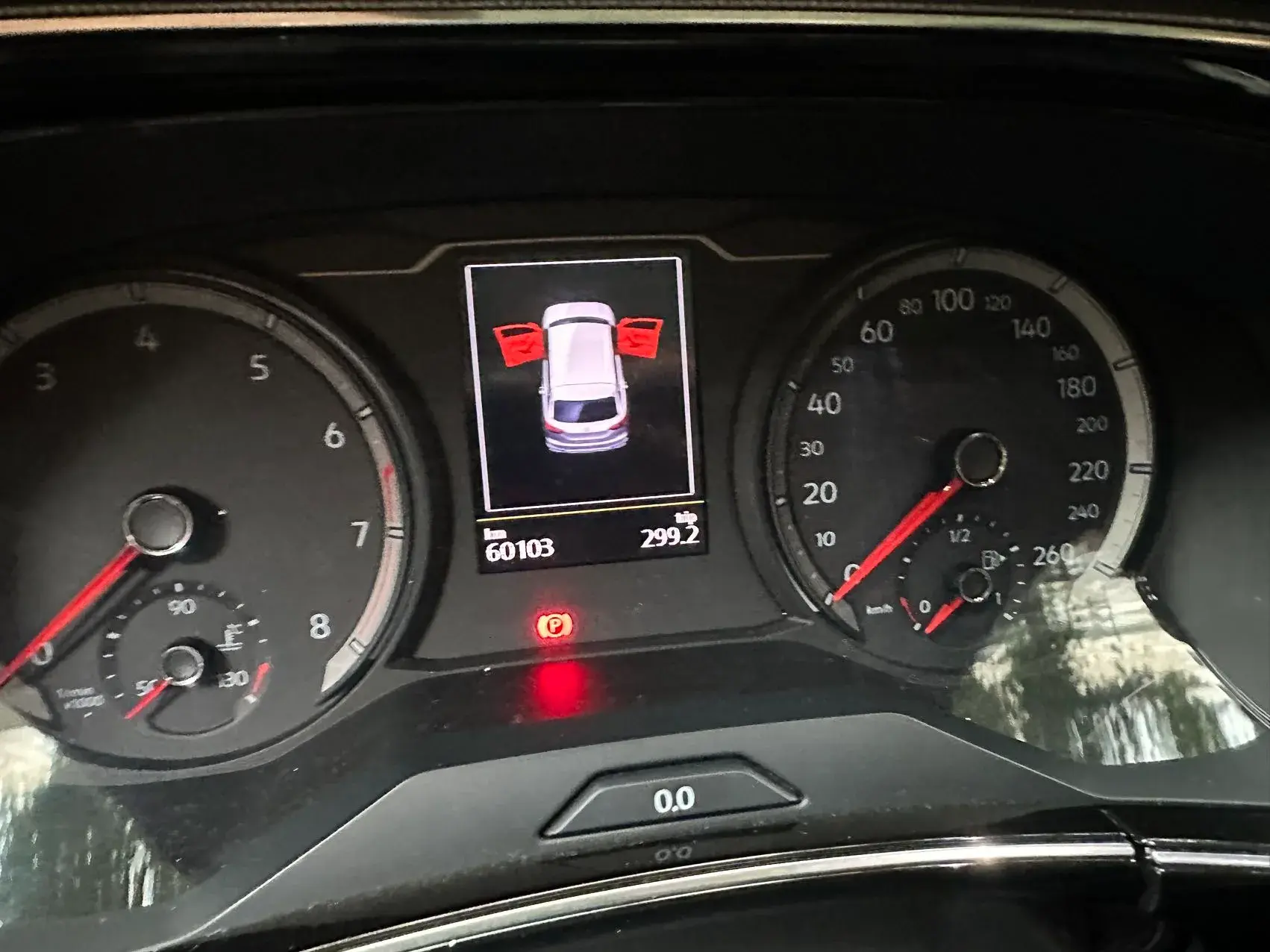 2019 VOLKSWAGEN TAYRON thumbnail 3