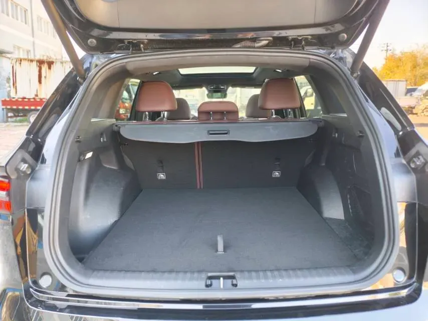 2021 Geely Monjaro 2.0T 218HP L4 7DCT,autocango,china used car exporter,china ev exporter,chinese used car exporter,chinese used ev exporter