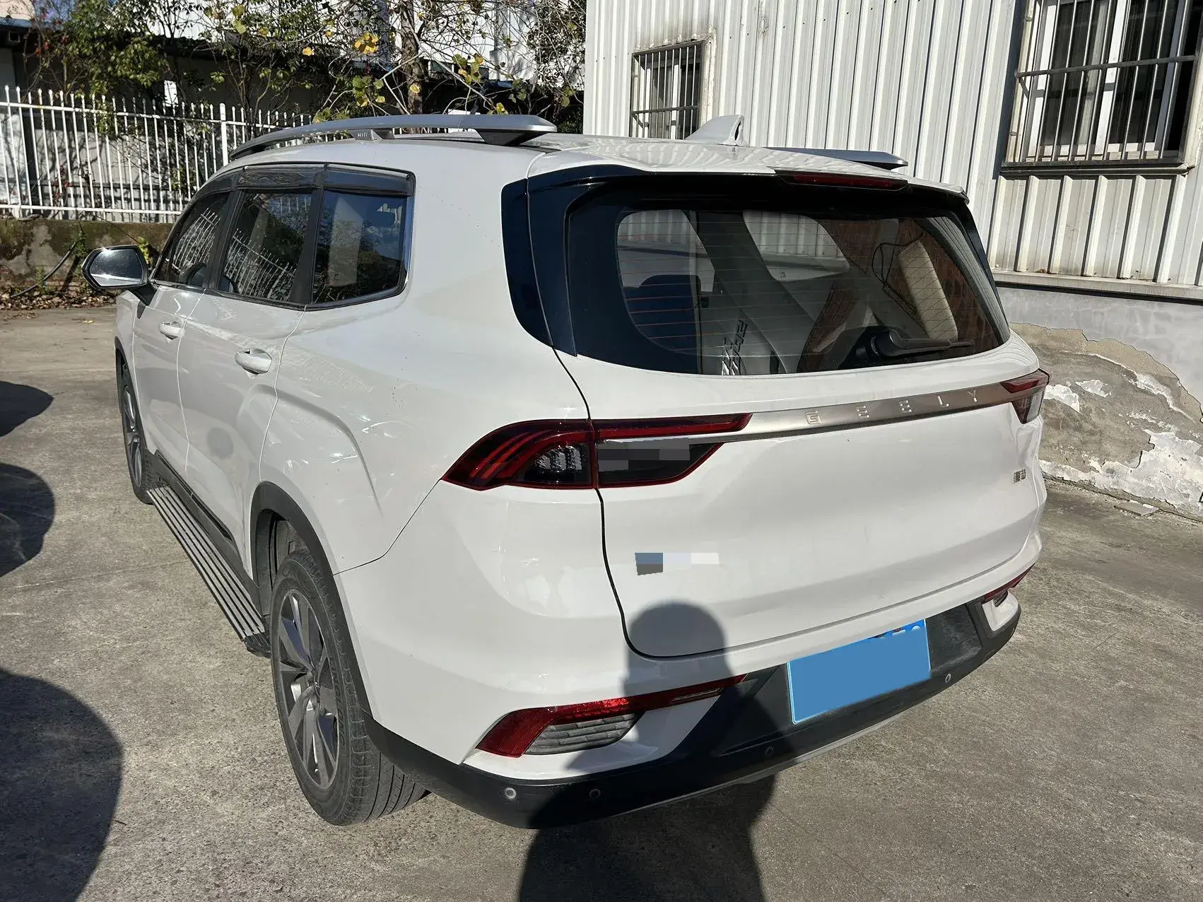 2020 GEELY OKAVANGO thumbnail 2