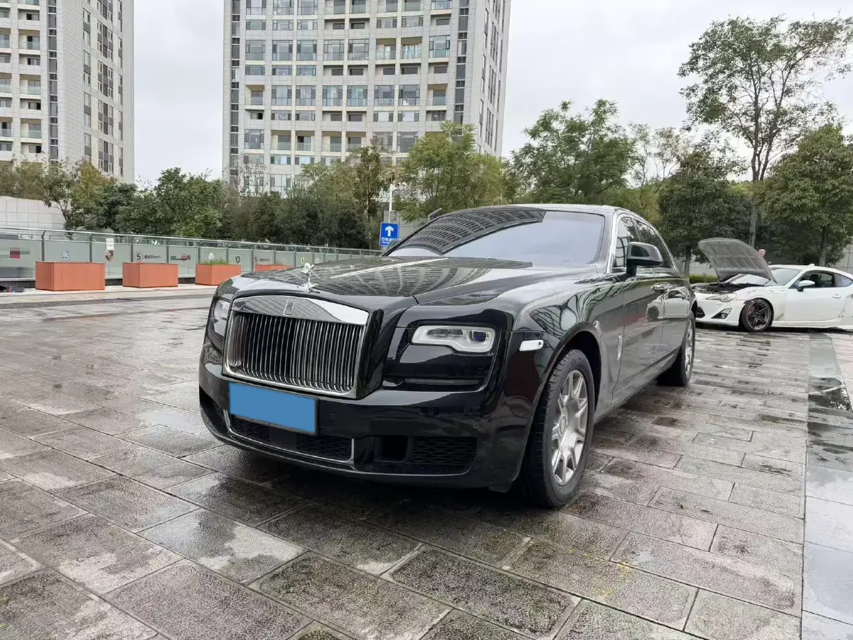 2015 Rolls-Royce Ghost 6.6T 571HP V12 8AT