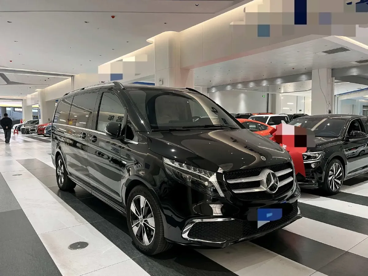 2022 Mercedes-Benz V Class 2.0T 211HP L4 9AT,autocango,china used car exporter,china ev exporter,chinese used car exporter,chinese used ev exporter