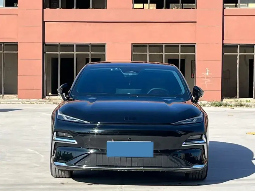 2025 GEELY GALAXY thumbnail 2