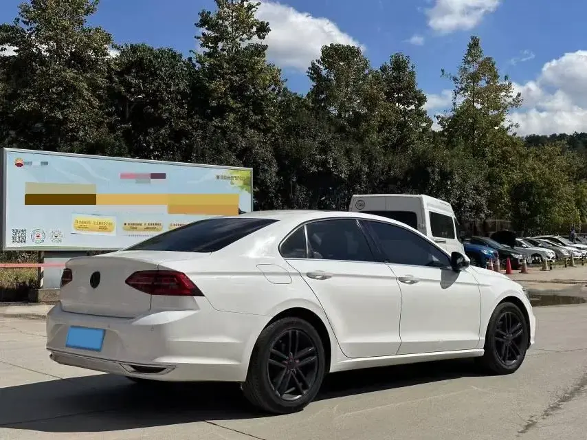 2019 VOLKSWAGEN LAMANDO thumbnail 4