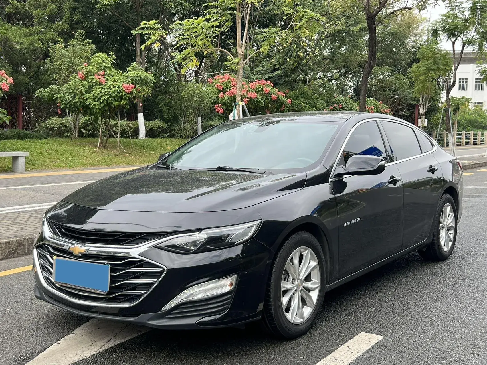 2022 CHEVROLET MALIBU view 1