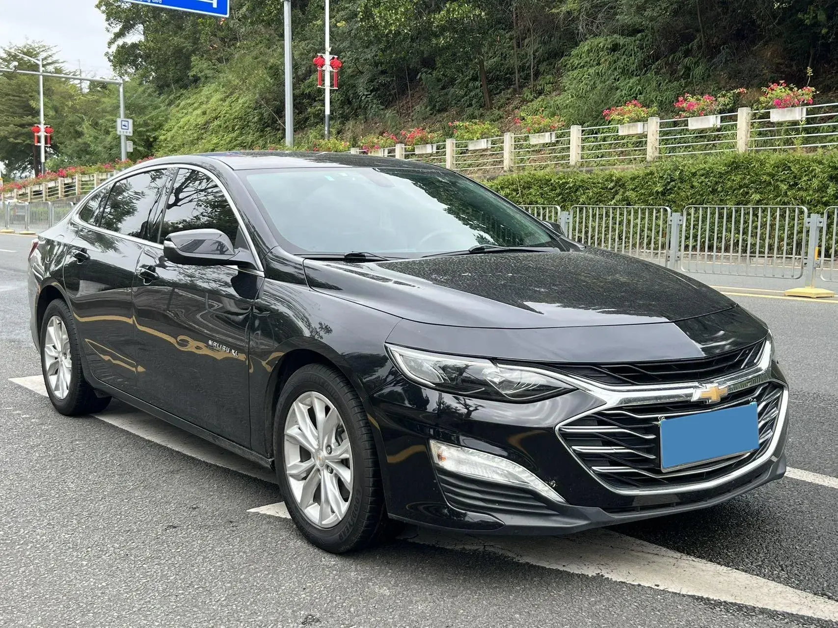 2022 CHEVROLET MALIBU thumbnail 3