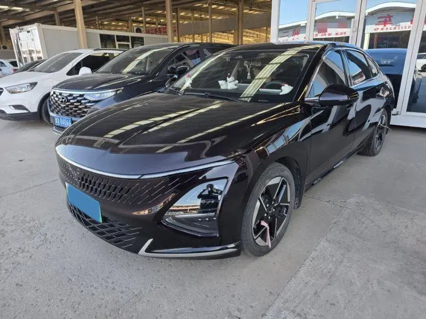 2024 WuLing XingGuang 1.5L 106HP L4 E-CVT PHEV 20.5KWH