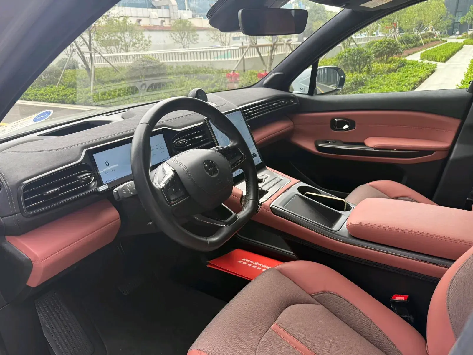 2020 NIO EC6 thumbnail 4