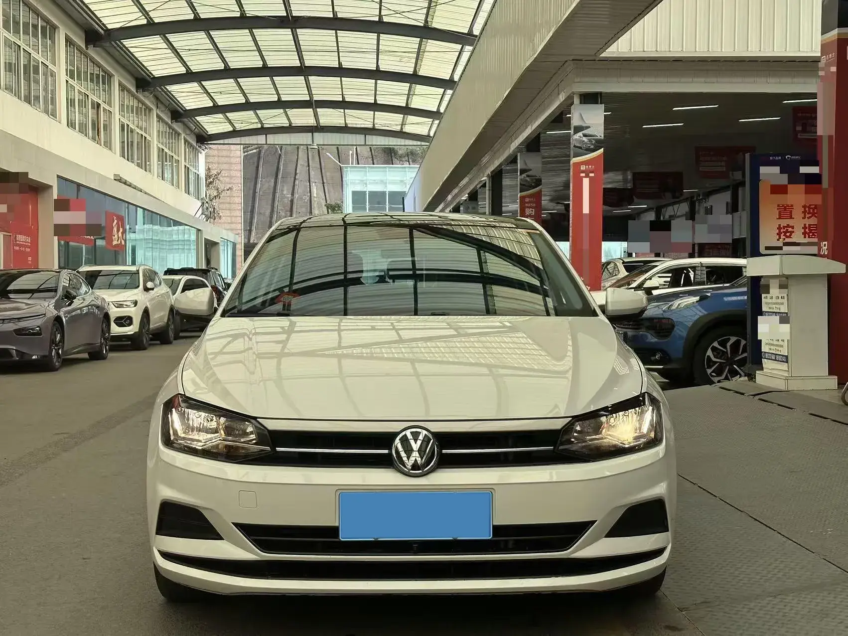 2019 VOLKSWAGEN POLO thumbnail 2