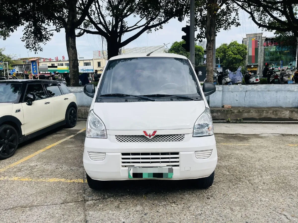 2020 WuLing RongGuang EV BEV 41.6KWH,autocango,china used car exporter,china ev exporter,chinese used car exporter,chinese used ev exporter