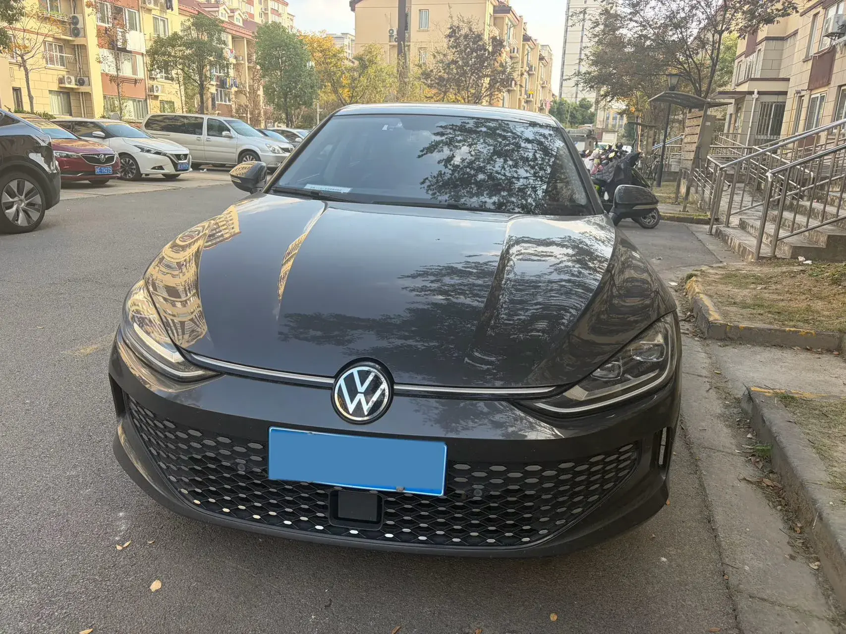 2023 VOLKSWAGEN LAMANDO thumbnail 2