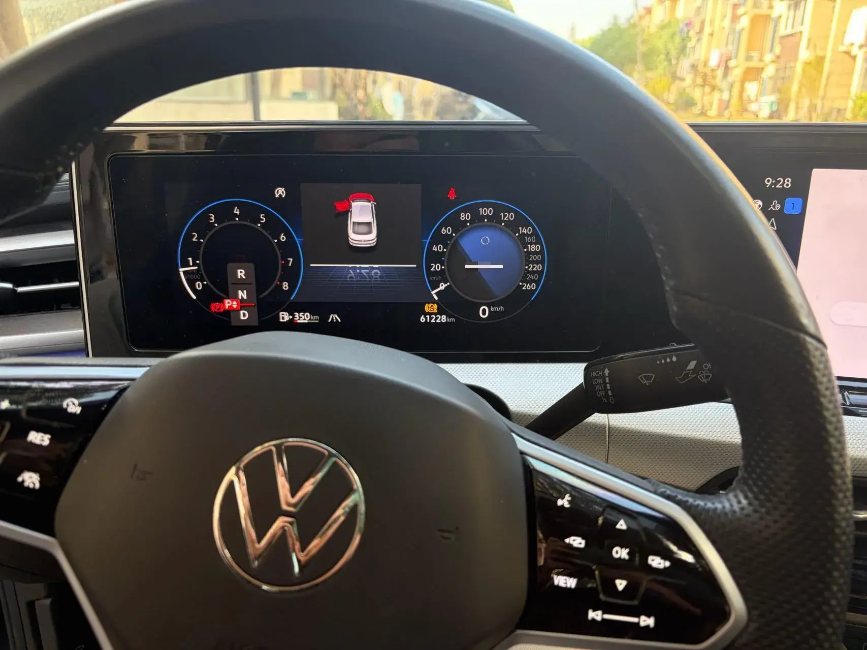 2023 VOLKSWAGEN LAMANDO thumbnail 4