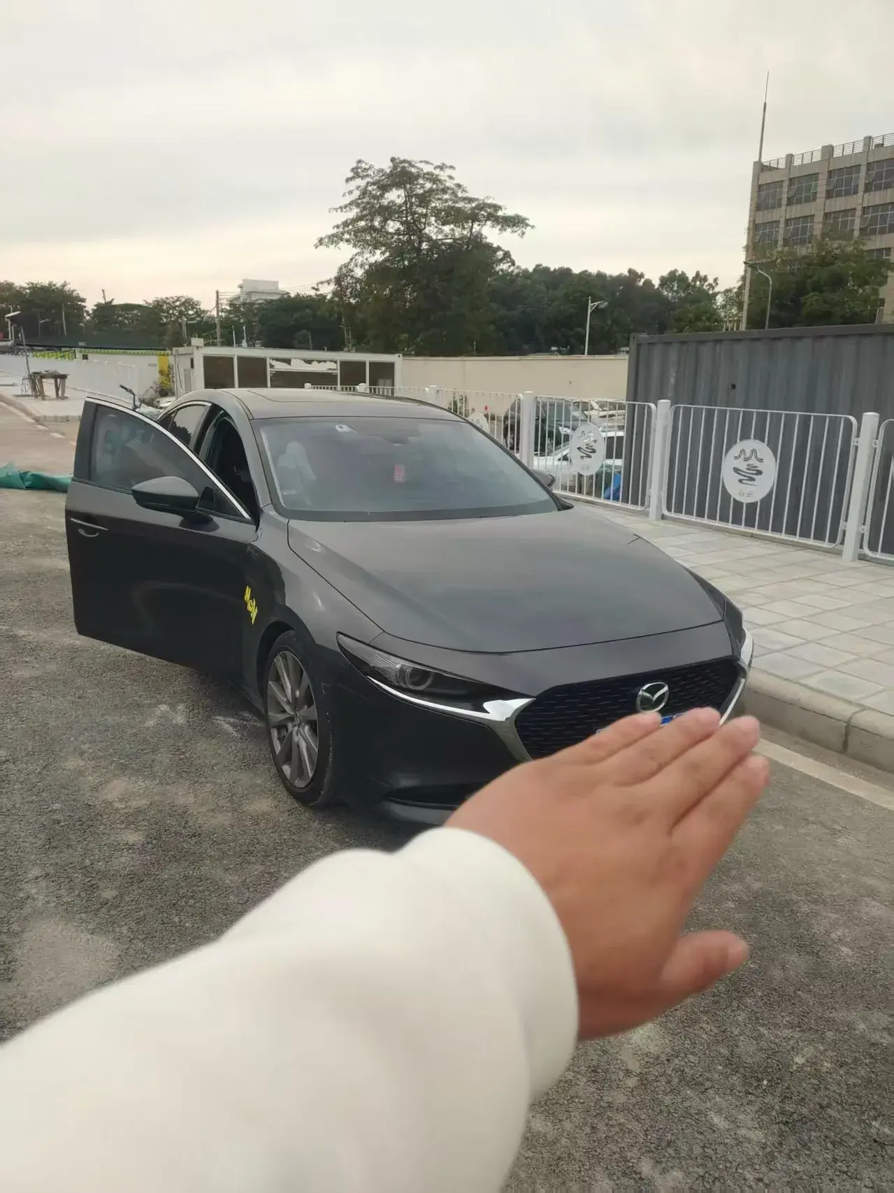 2021 MAZDA 3 thumbnail 3