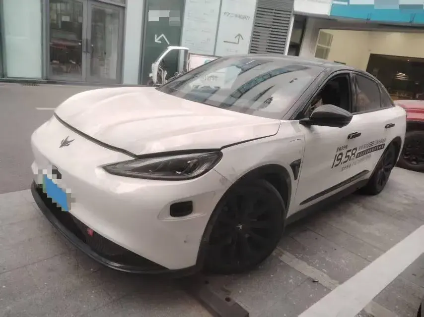 2022 ARCFOX αS BEV 74.5KWH