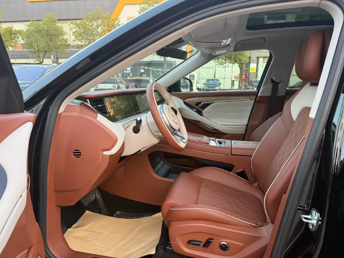 2024 Voyah FREE 1.5T 150HP L4 REEV 39.2KWH,autocango,china used car exporter,china ev exporter,chinese used car exporter,chinese used ev exporter