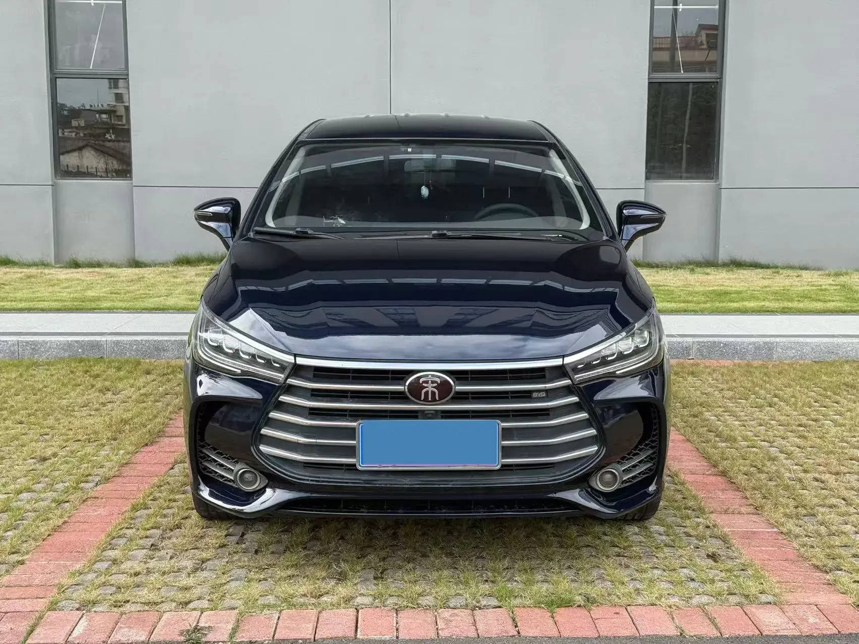 2018 BYD SONG thumbnail 2