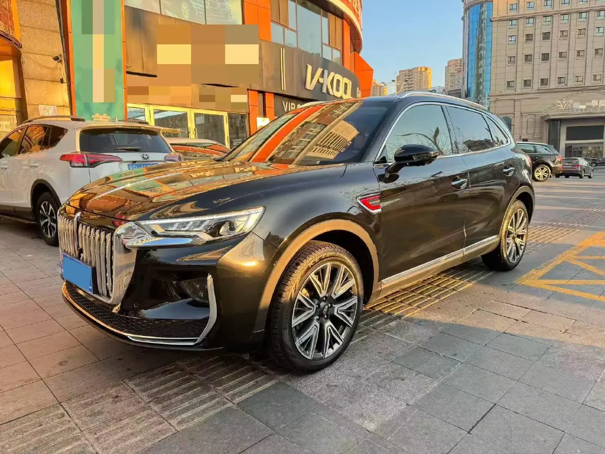2022 HongQi HS5 2.0T 224HP L4 6AT