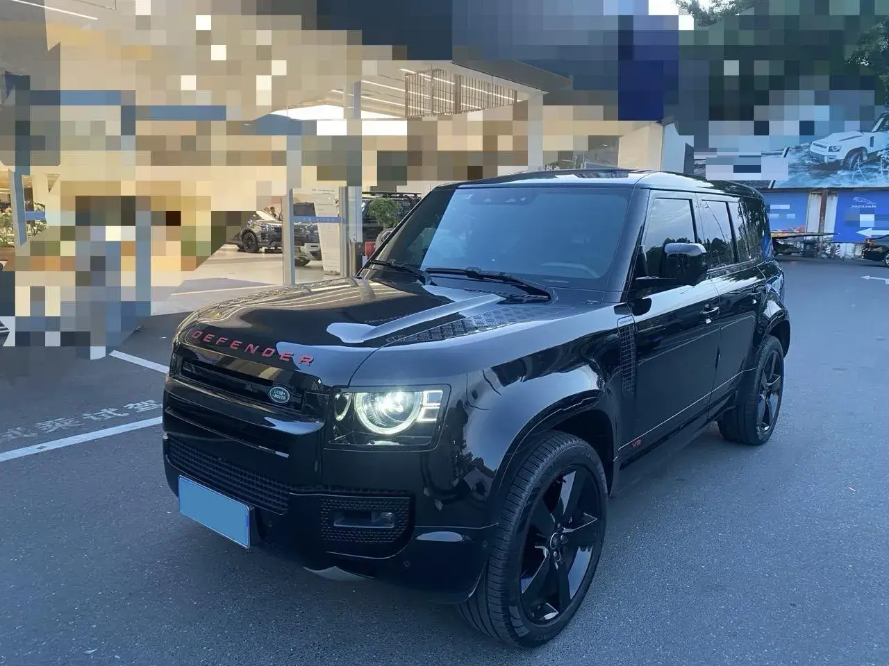 2025 LAND ROVER view 1