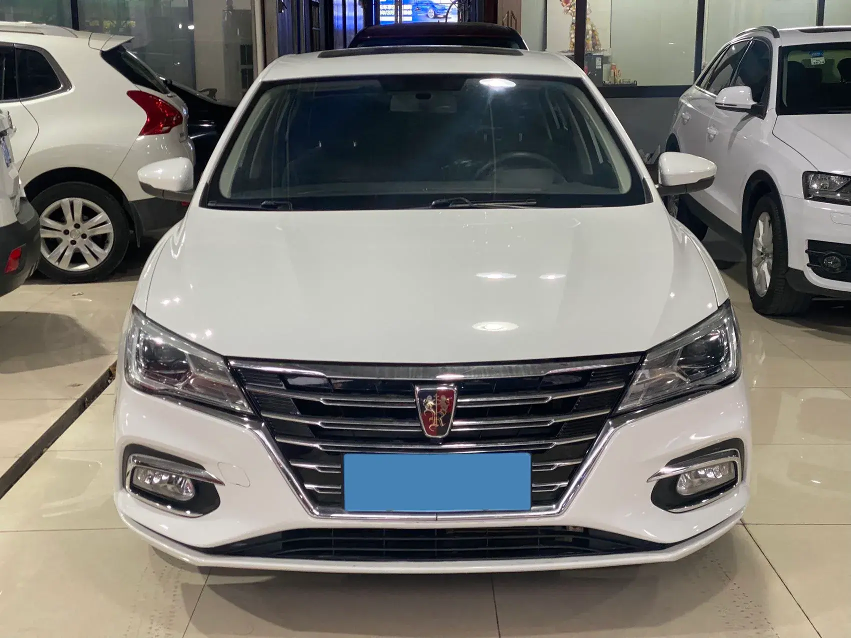 2020 ROEWE I5 thumbnail 2