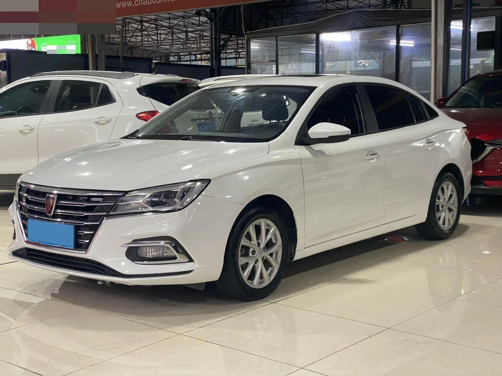2020 ROEWE I5 view 1