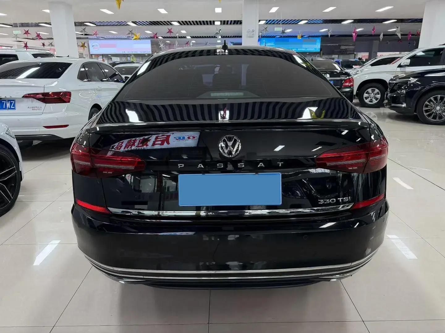 2019 VOLKSWAGEN PASSAT thumbnail 3