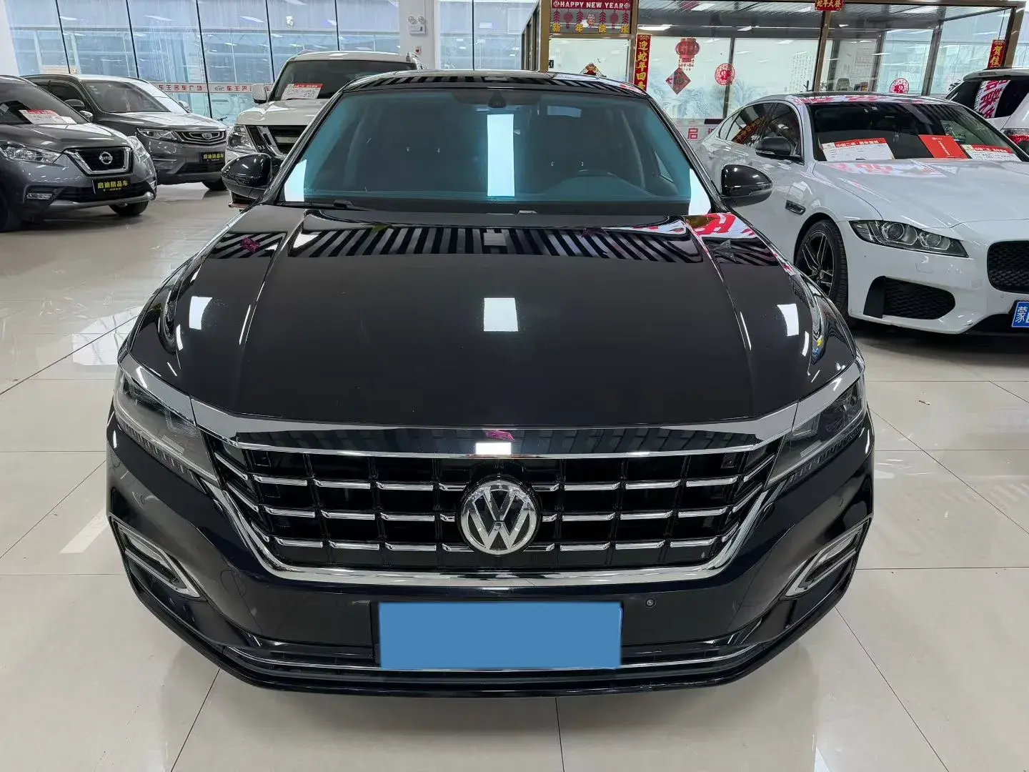 2019 VOLKSWAGEN PASSAT thumbnail 2