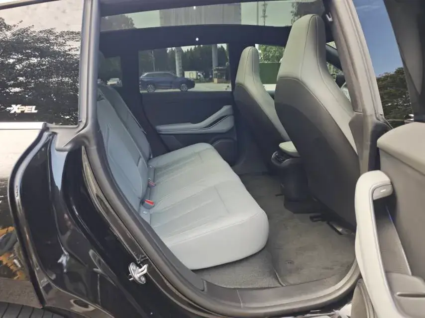 2024 NIO ET5T thumbnail 4