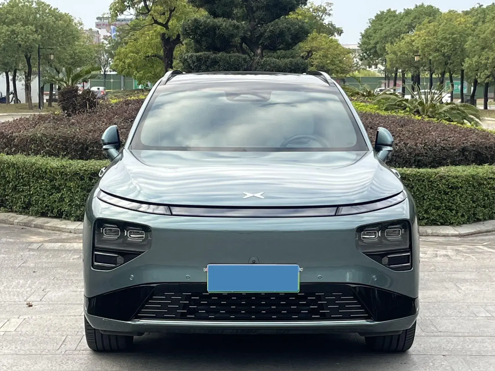 2024 XPENG G9 thumbnail 2