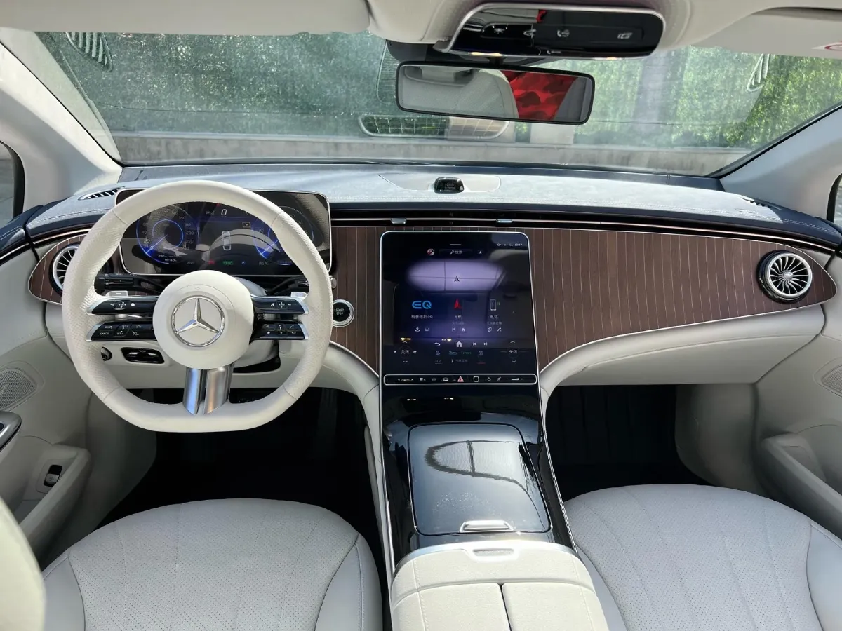 2022 Mercedes-Benz EQE Class BEV 96.1KWH,autocango,china used car exporter,china ev exporter,chinese used car exporter,chinese used ev exporter