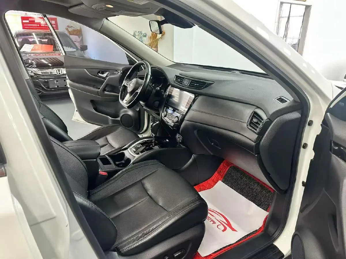 2019 Nissan X-Trail 2.0L 154HP L4 CVT,autocango,china used car exporter,china ev exporter,chinese used car exporter,chinese used ev exporter