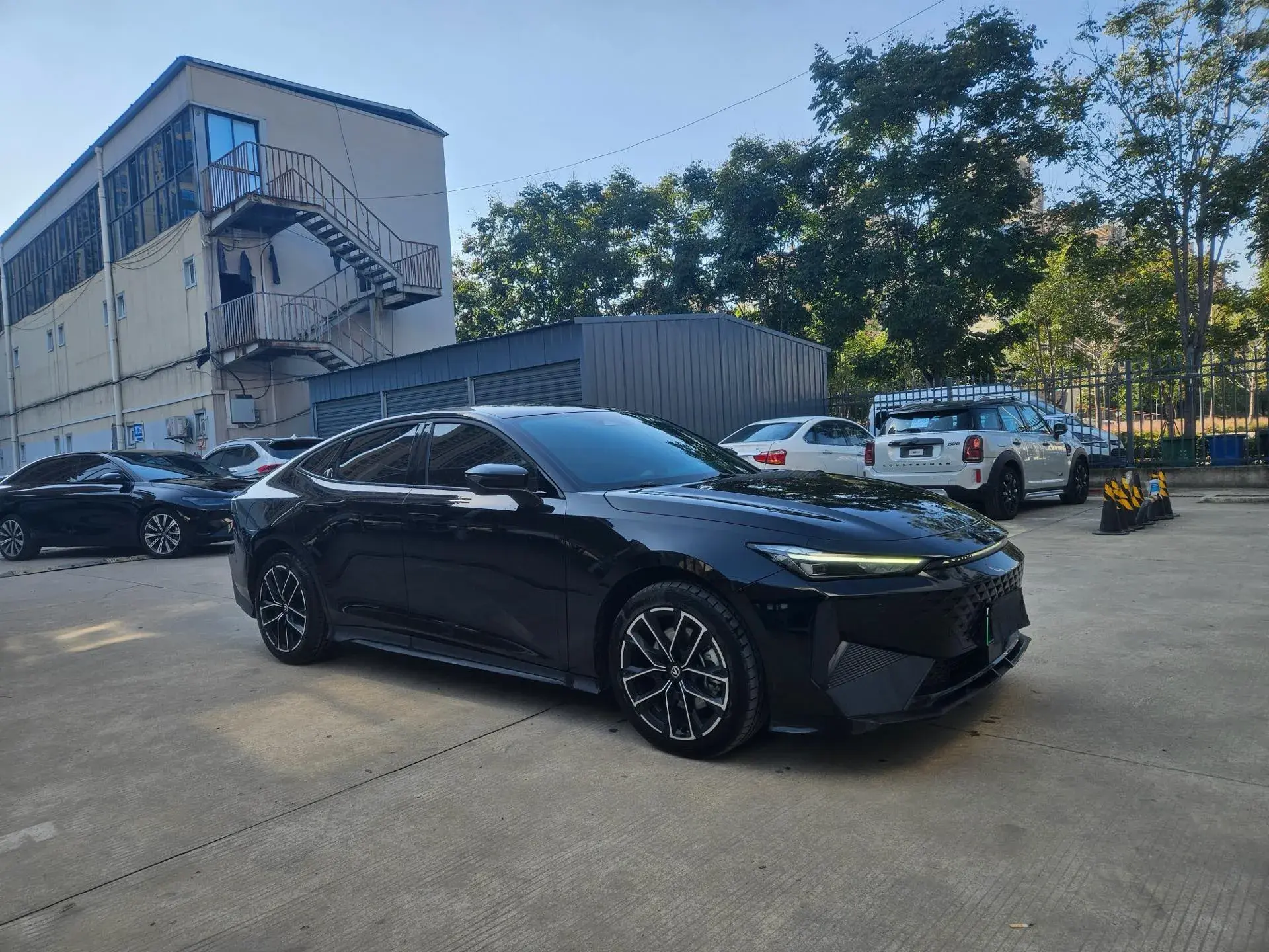 2024 CHANGAN UNI-V thumbnail 3