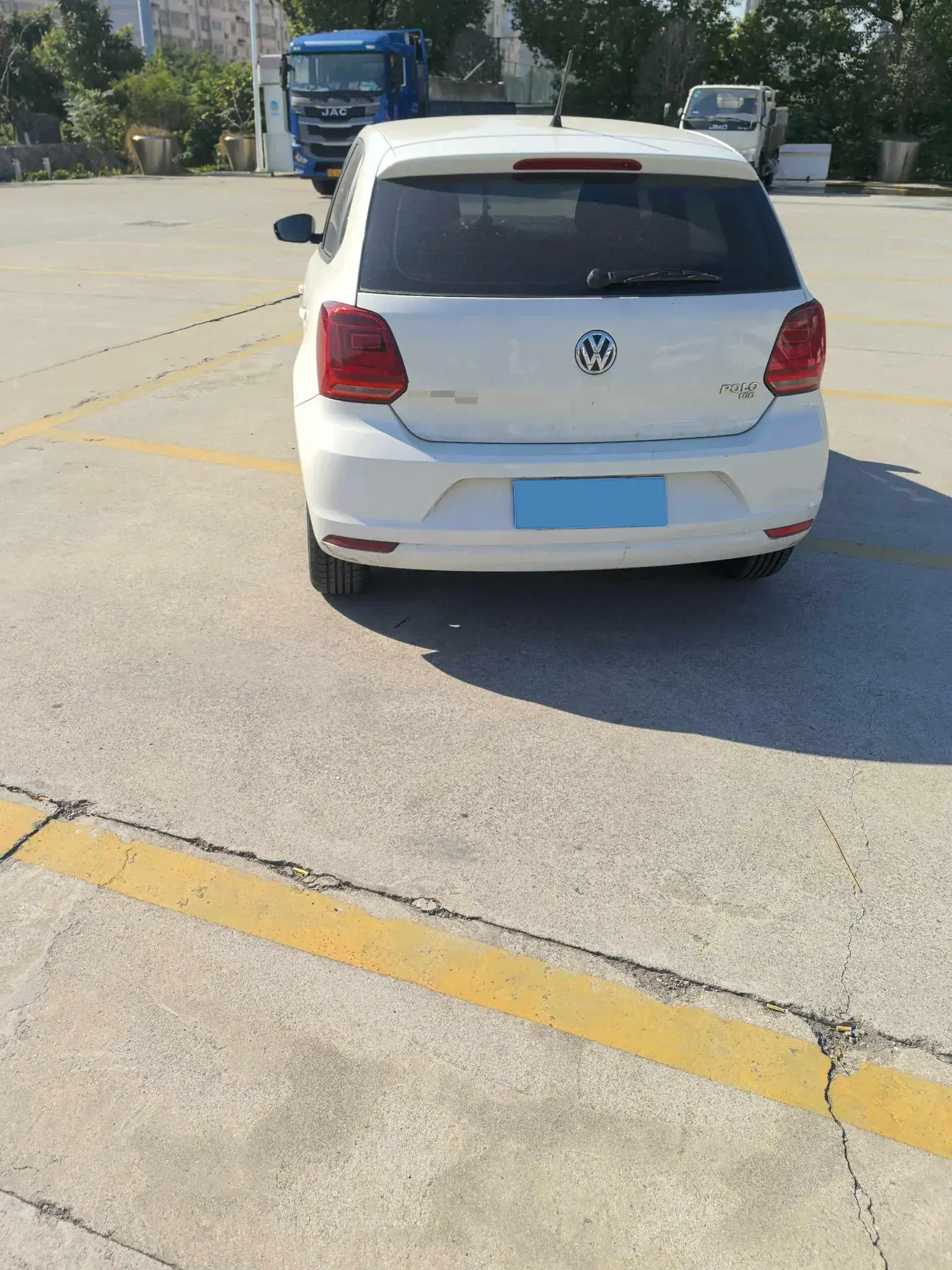 2018 VOLKSWAGEN POLO thumbnail 4