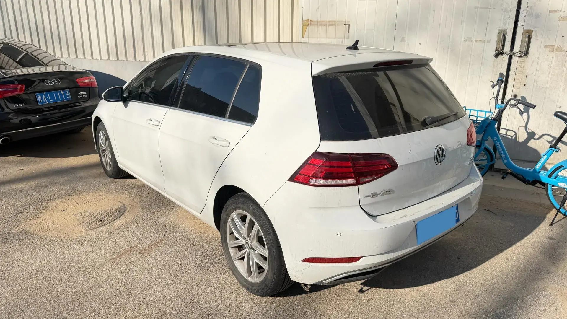 2019 VOLKSWAGEN GOLF thumbnail 2