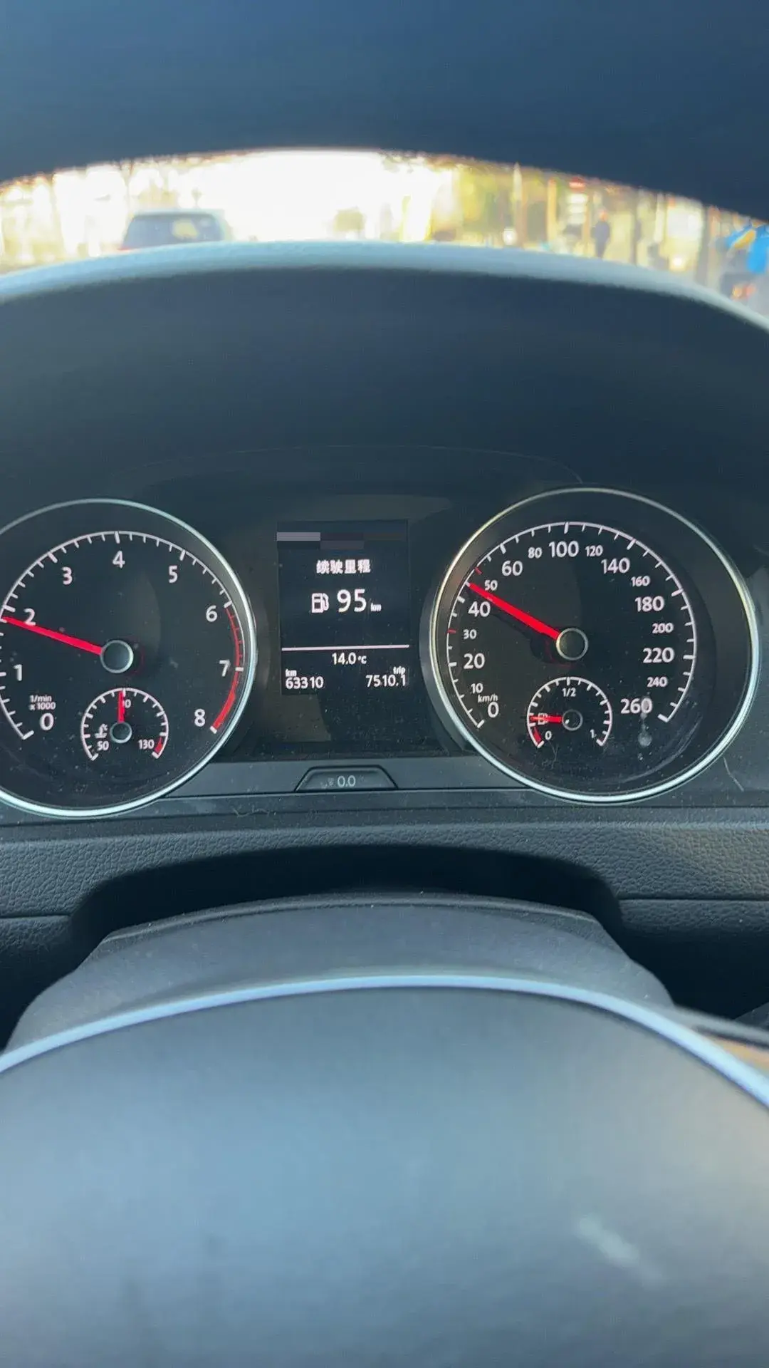 2019 VOLKSWAGEN GOLF thumbnail 4