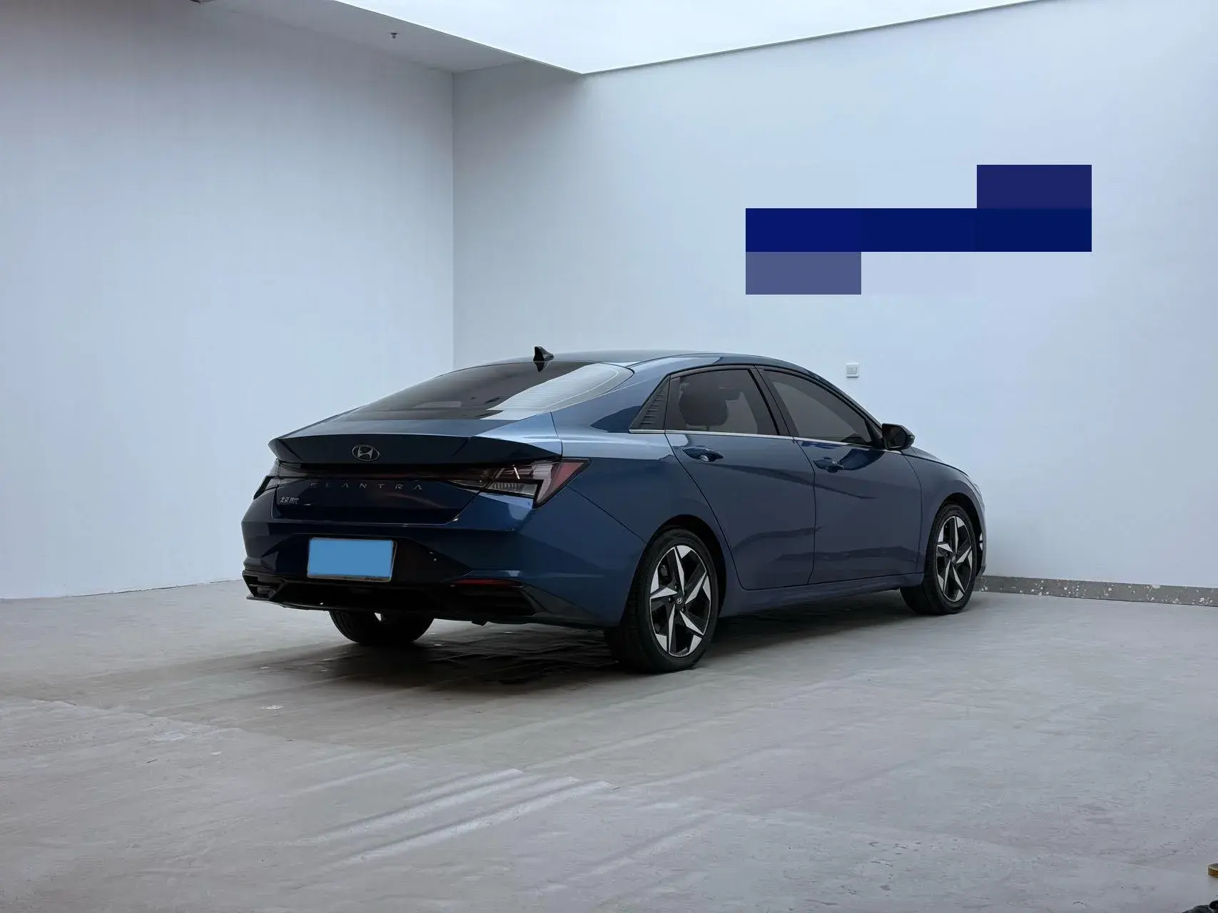 2022 HYUNDAI ELANTRA thumbnail 4