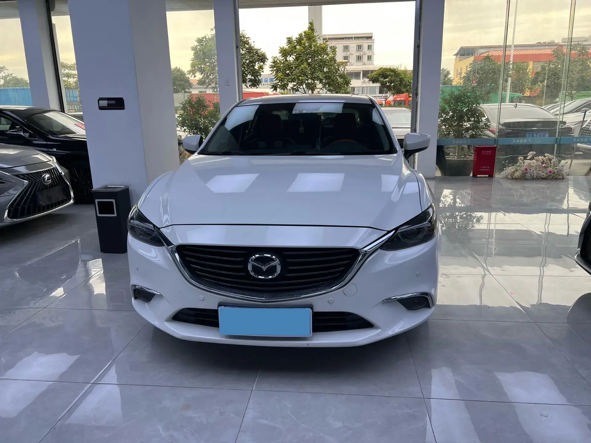 2018 MAZDA ATENZA thumbnail 2