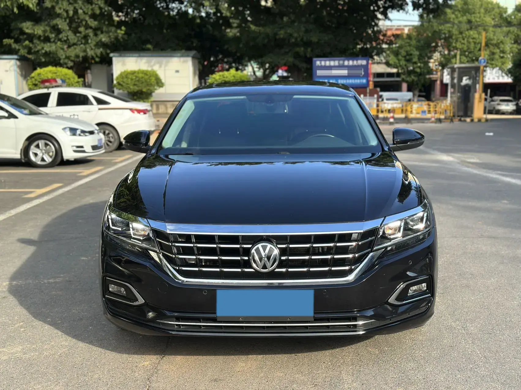 2020 VOLKSWAGEN PASSAT thumbnail 2