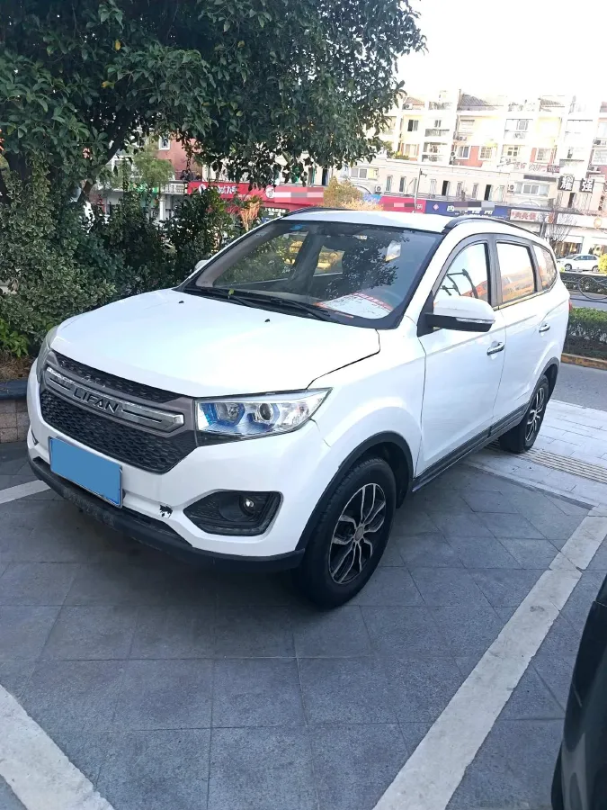 2016 LiFan MaiWei 1.5L 109HP L4 5MT,autocango,china used car exporter,china ev exporter,chinese used car exporter,chinese used ev exporter