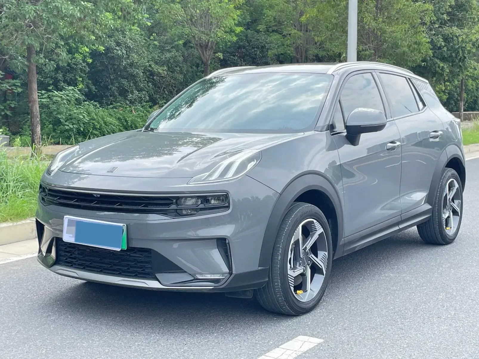 2022 LYNK&CO 06 view 1