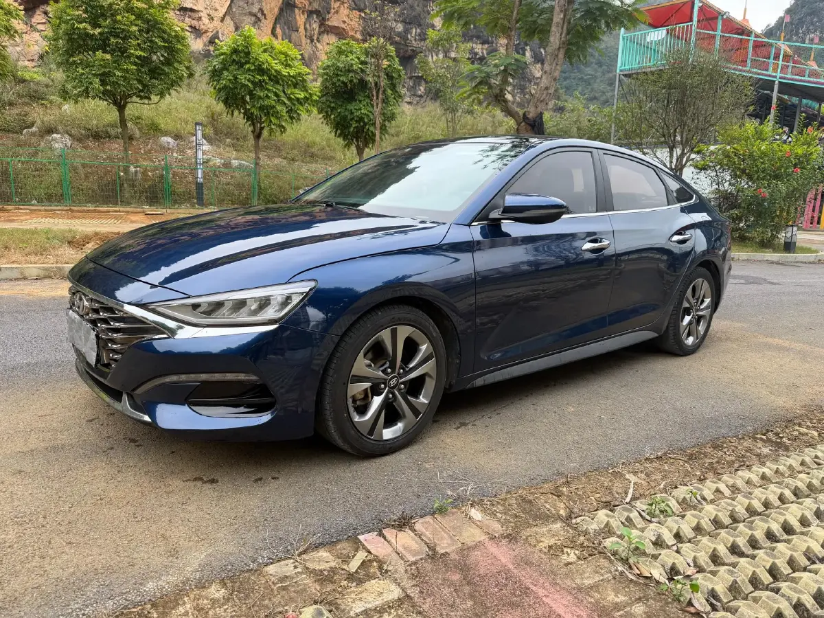 2019 Hyundai La Festa 1.6T 204HP L4 7DCT