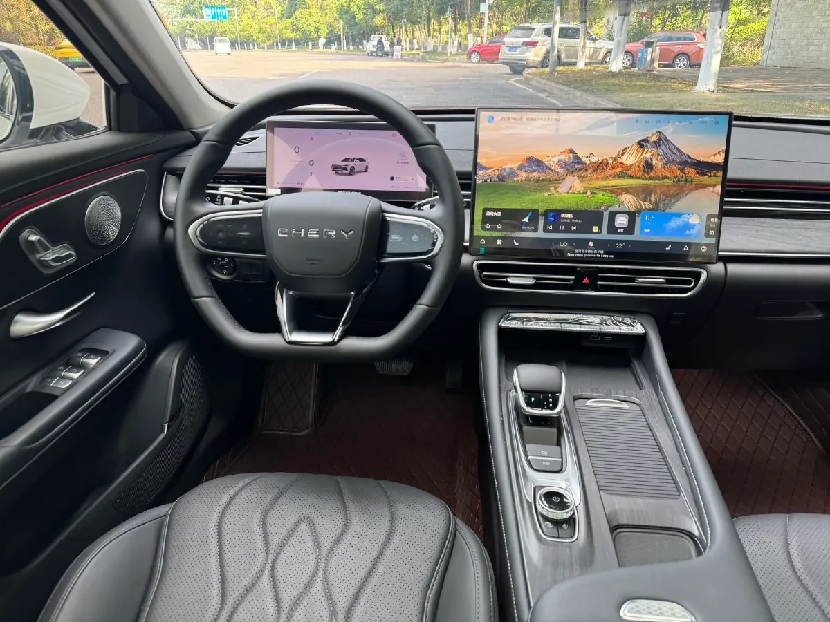 2025 Chery Arrizo 8 Pro 1.6T 197HP L4 7DCT,autocango,china used car exporter,china ev exporter,chinese used car exporter,chinese used ev exporter