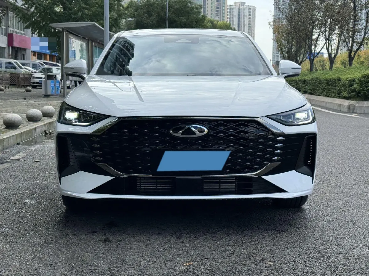 2025 Chery Arrizo 8 Pro 1.6T 197HP L4 7DCT,autocango,china used car exporter,china ev exporter,chinese used car exporter,chinese used ev exporter